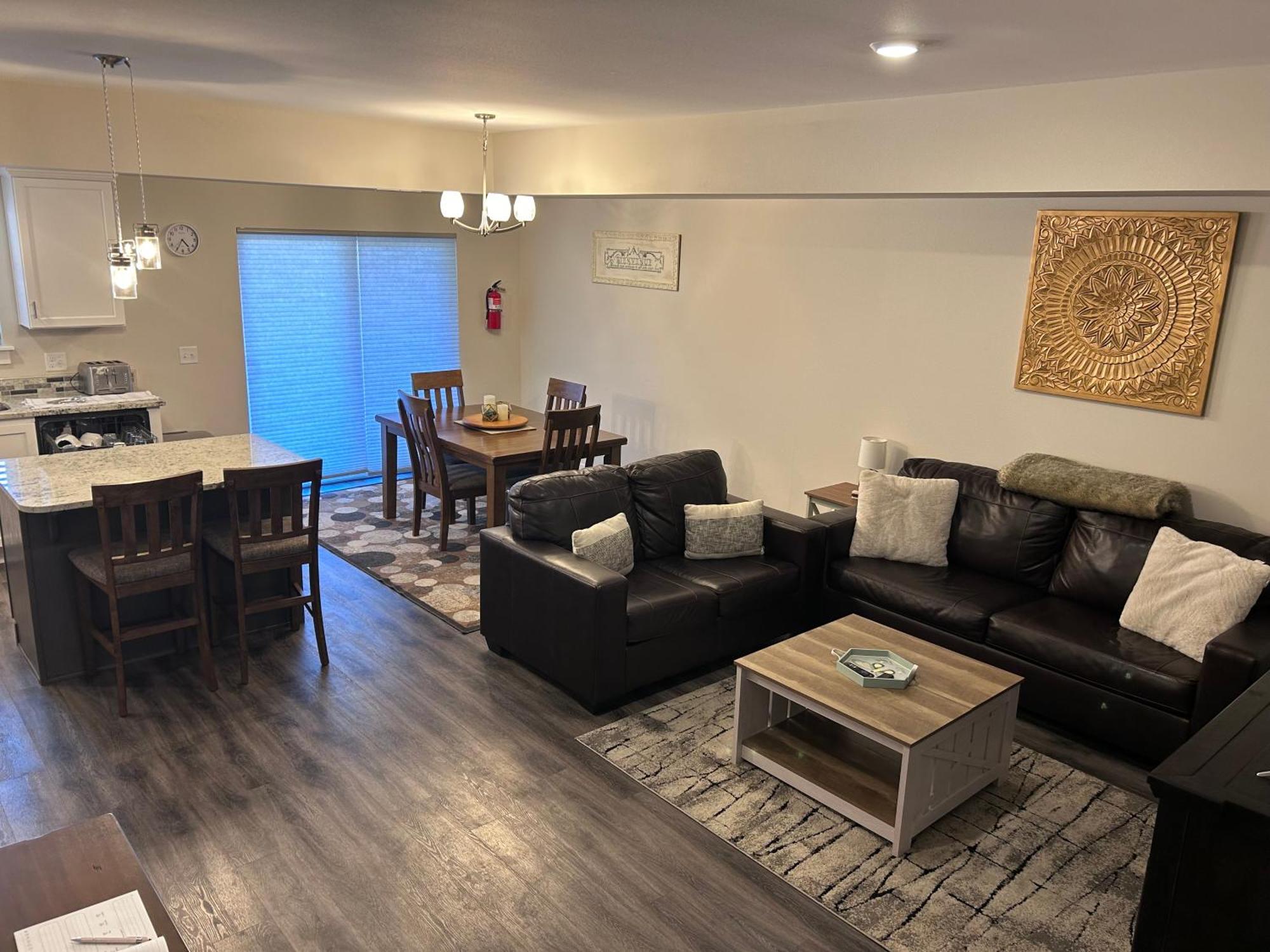 New Town House - Heart Of Wenatchee Apartment Ngoại thất bức ảnh